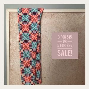 Multicolored Circles LuLaRoe Leggings